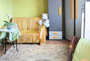 fragment pokoju dziecięcego w mieszkaniu we Wrocławiu na sprzedaż