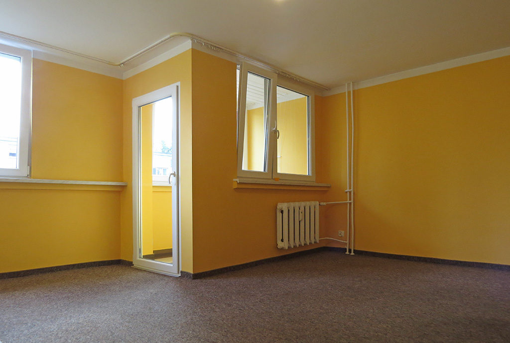 fragment salonu w mieszkaniu do sprzedaży we Wrocławiu na Krzykach