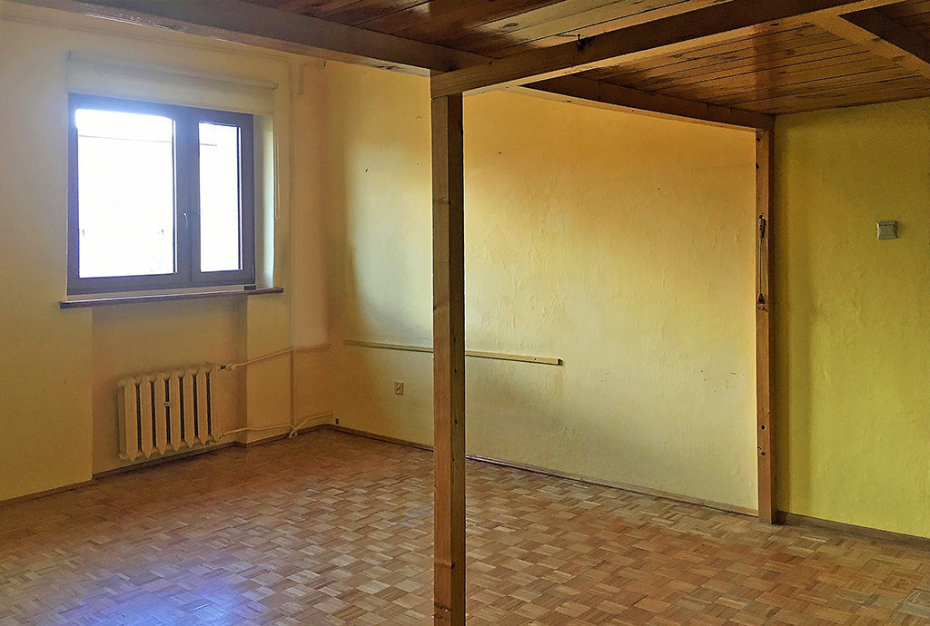 pokój pod salon w mieszkaniu do sprzedaży we Wrocławiu (okolice)