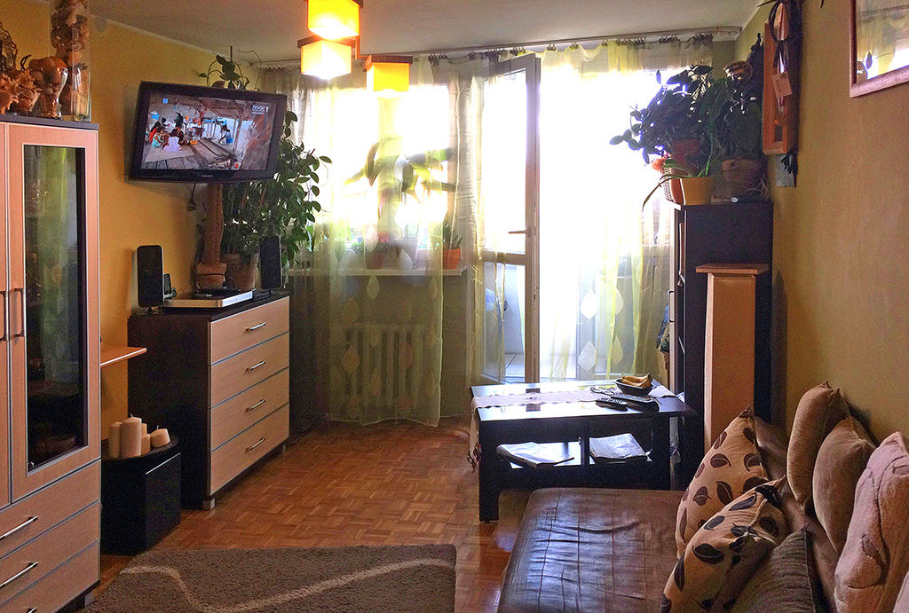 komfortowy salon w mieszkaniu na sprzedaż Wrocław Fabryczna