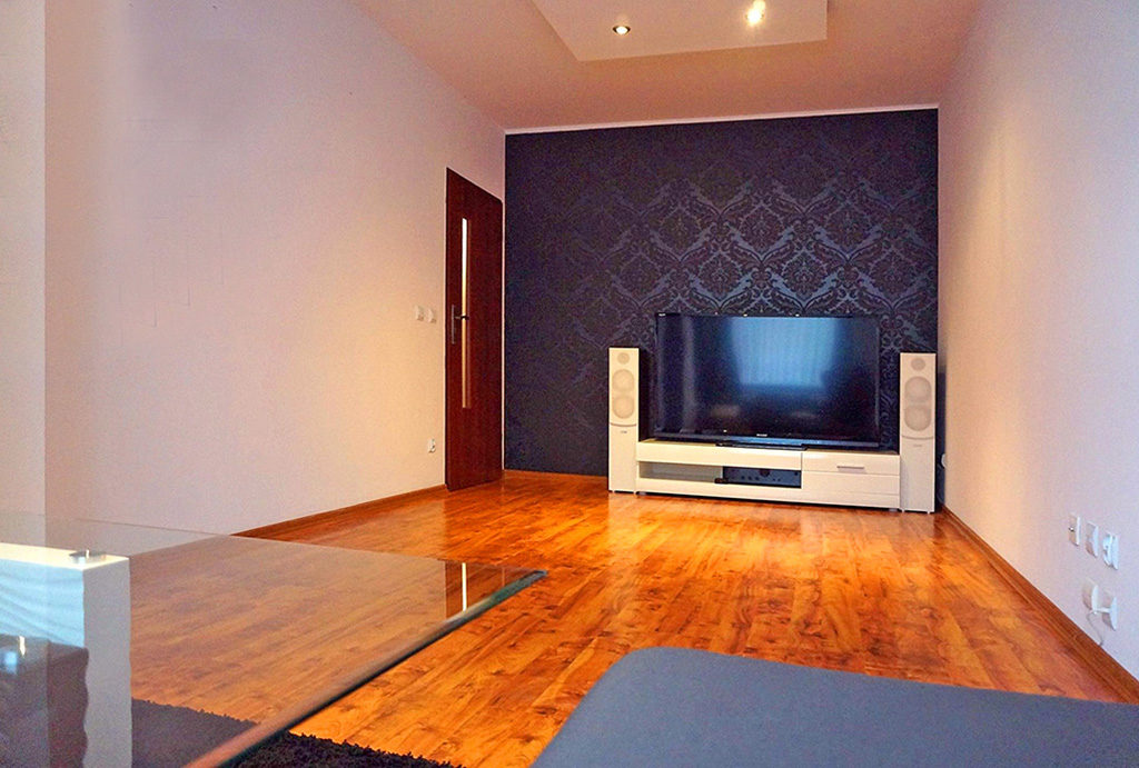 nowoczesny salon w mieszkaniu do sprzedaży Wrocław Fabryczna