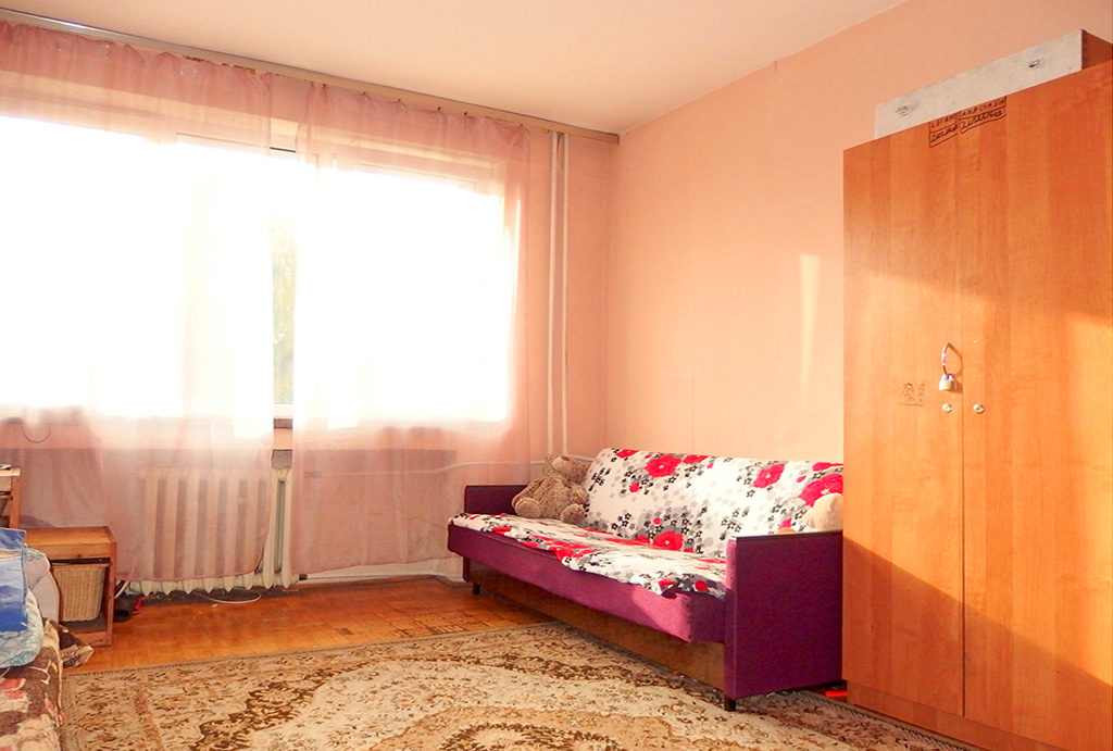 komfortowy salon znajdujący się w mieszkaniu na sprzedaż Wrocław Krzyki