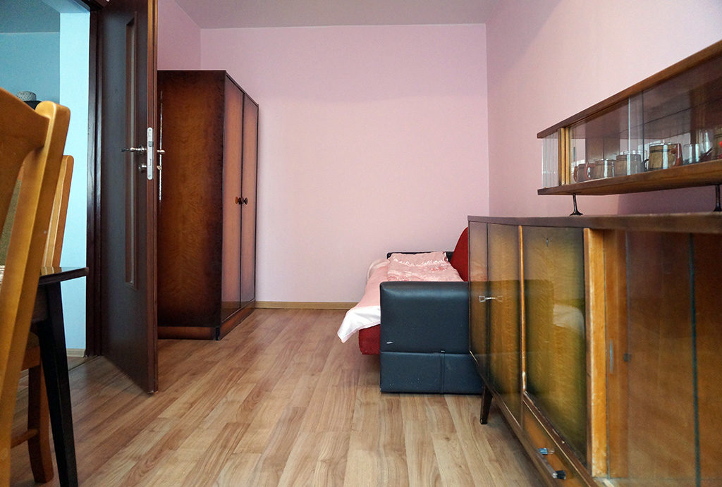 fragment sypialni w mieszkaniu do wynajmu Wrocław Krzyki 