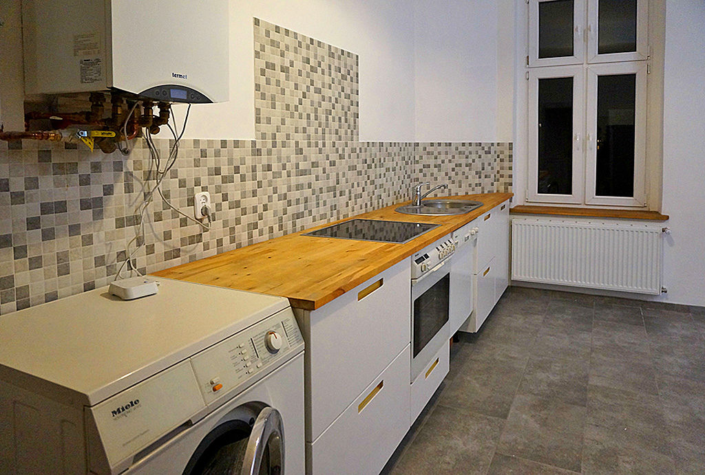 nowoczesny aneks kuchenny w mieszkaniu na wynajem Wrocław Stare Miasto