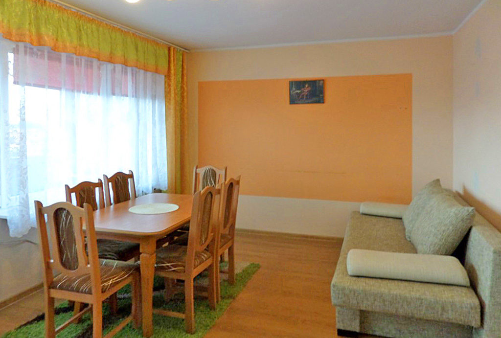 komfortowy salon w mieszkaniu do wynajęcia Wrocław Psie Pole 