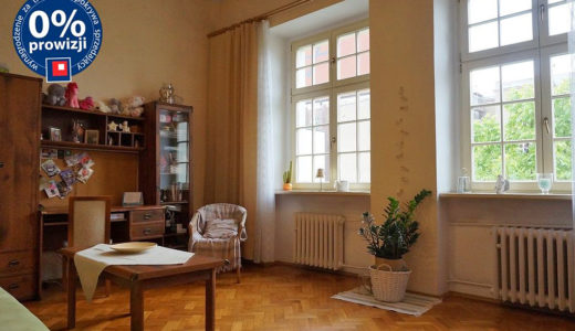 zdjęcie przedstawia komfortowy pokój w mieszkaniu do sprzedaży Wrocław Stare Miasto