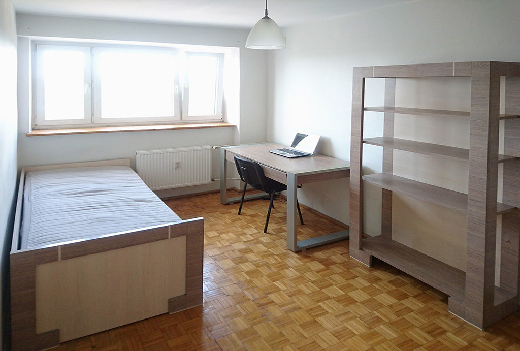 na zdjęciu sypialnia w mieszkaniu do sprzedaży Wrocław Psie Pole 