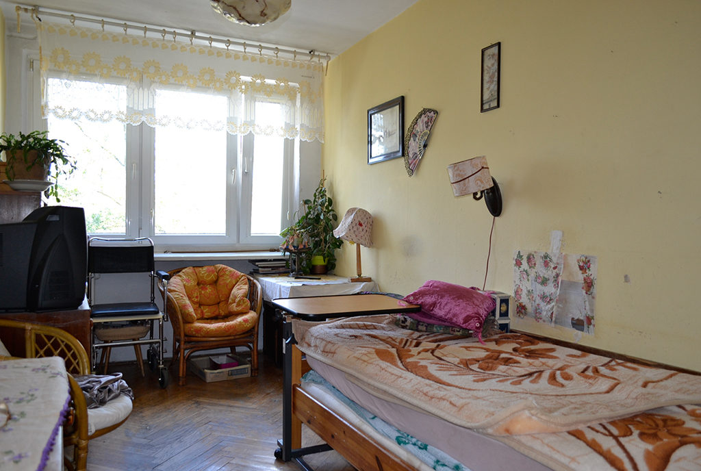zdjęcie prezentuje pokój w mieszkaniu na sprzedaż Wrocław Centrum 