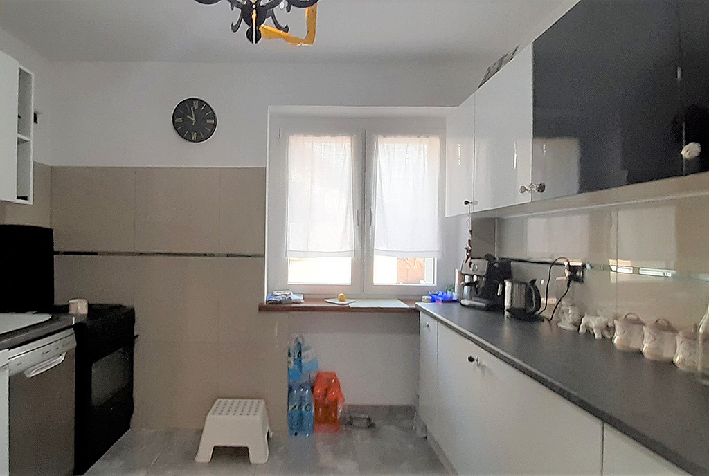 na zdjęciu kuchnia w mieszkaniu na wynajem Wrocław Psie Pole