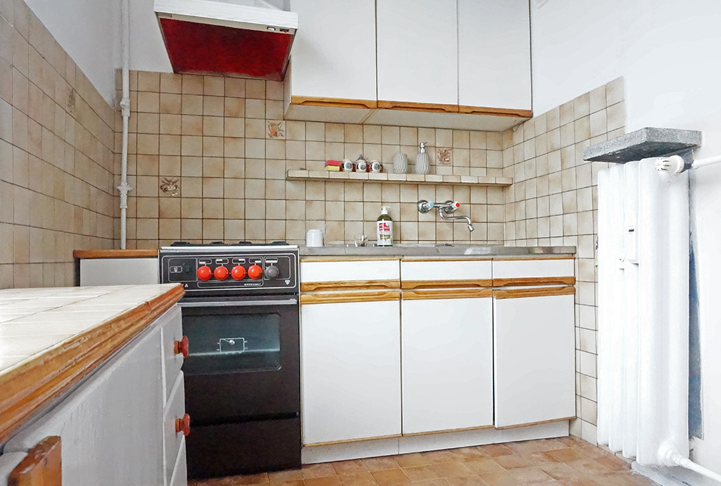 praktycznie zabudowana kuchnia w mieszkaniu na wynajem Wrocław Stare Miasto