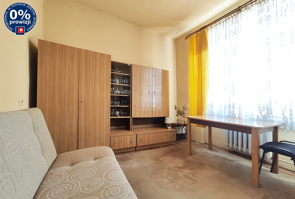 zdjęcie prezentuje salon w mieszkaniu do sprzedaży Wrocław Stare Miasto