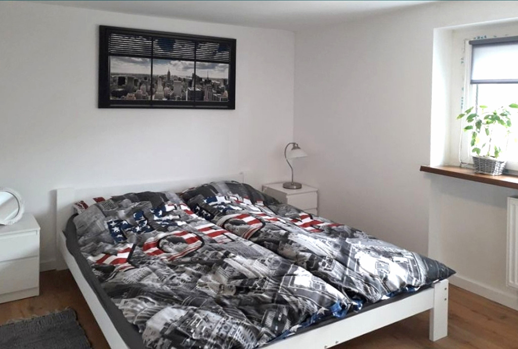 zaciszna sypialnia w mieszkaniu do wynajmu Wrocław Psie Pole