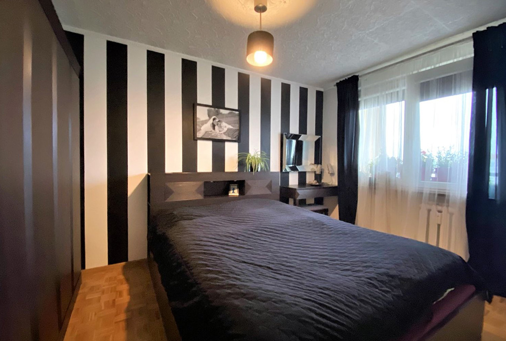 zaciszna sypialnia w mieszkaniu do sprzedaży Wrocław (okolice, Oława)
