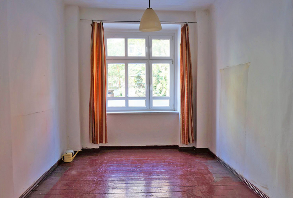 fragment salonu w mieszkaniu na sprzedaż Wrocław