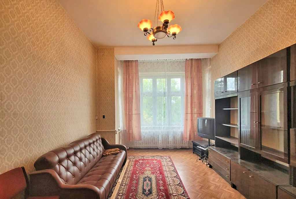 kameralny salon w mieszkaniu do sprzedaży Wrocław